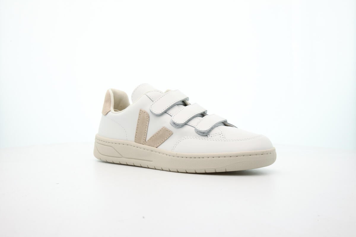 Veja v lock white new arrivals